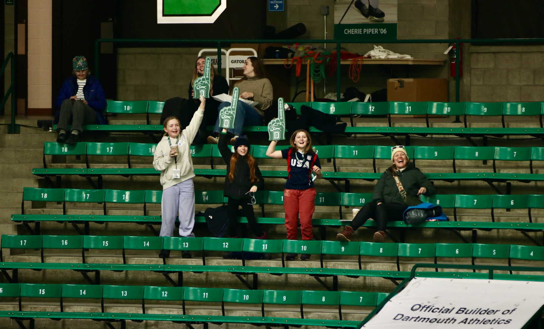 Foam Fingers at Thompson